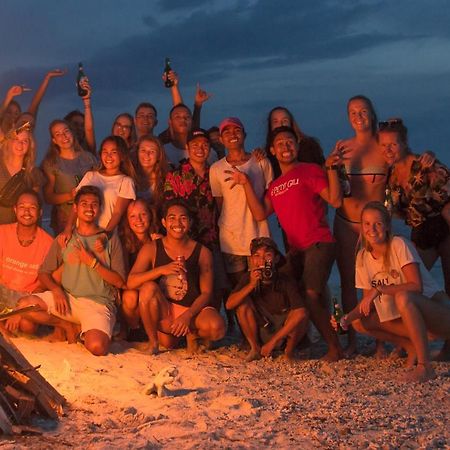 Gili La Boheme Sister Vandrehjem Gili Trawangan Eksteriør billede