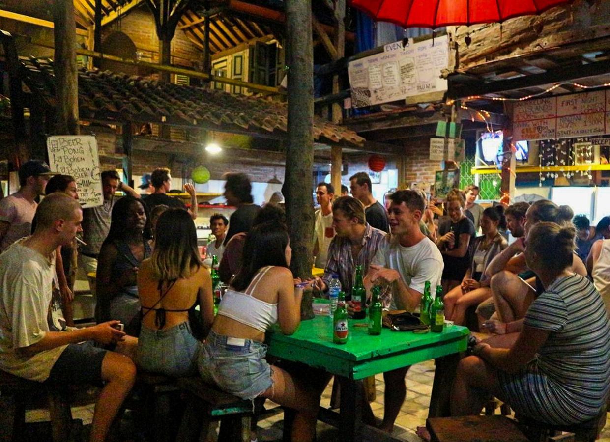 Gili La Boheme Sister Vandrehjem Gili Trawangan Eksteriør billede